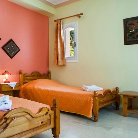 Tzivras Villa & Apartments Ласи Стая снимка