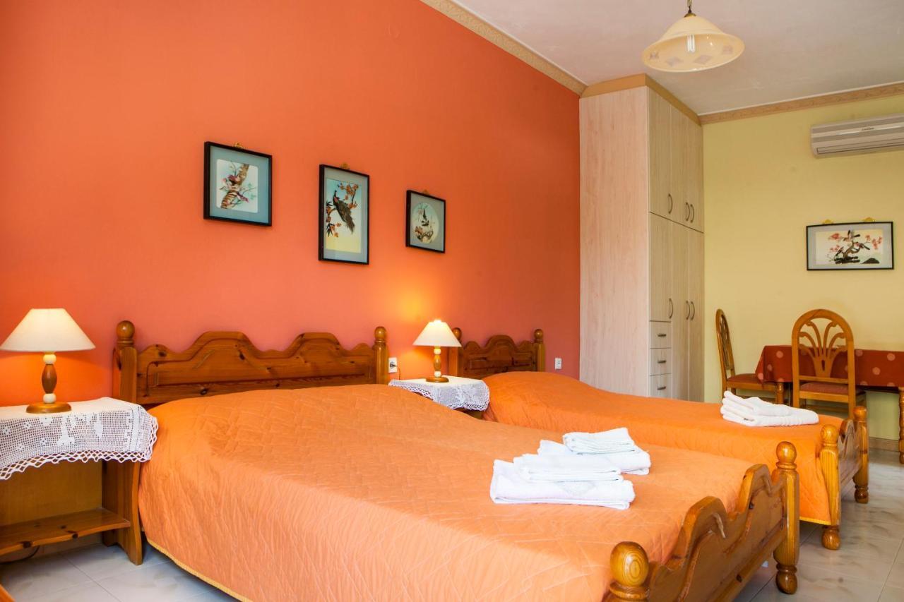 Tzivras Villa & Apartments Ласи Стая снимка